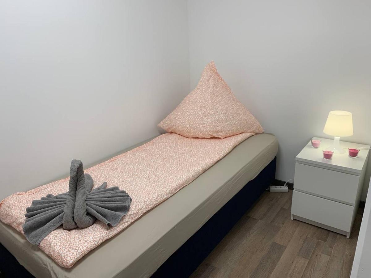 Central Private Rooms In Popular Neighborhood! Cologne Exterior photo